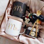 ivyhampers_personalised-wedding-gift_1
